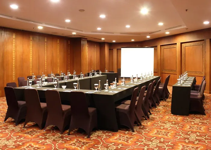 Hotel Santika Premiere Semarang