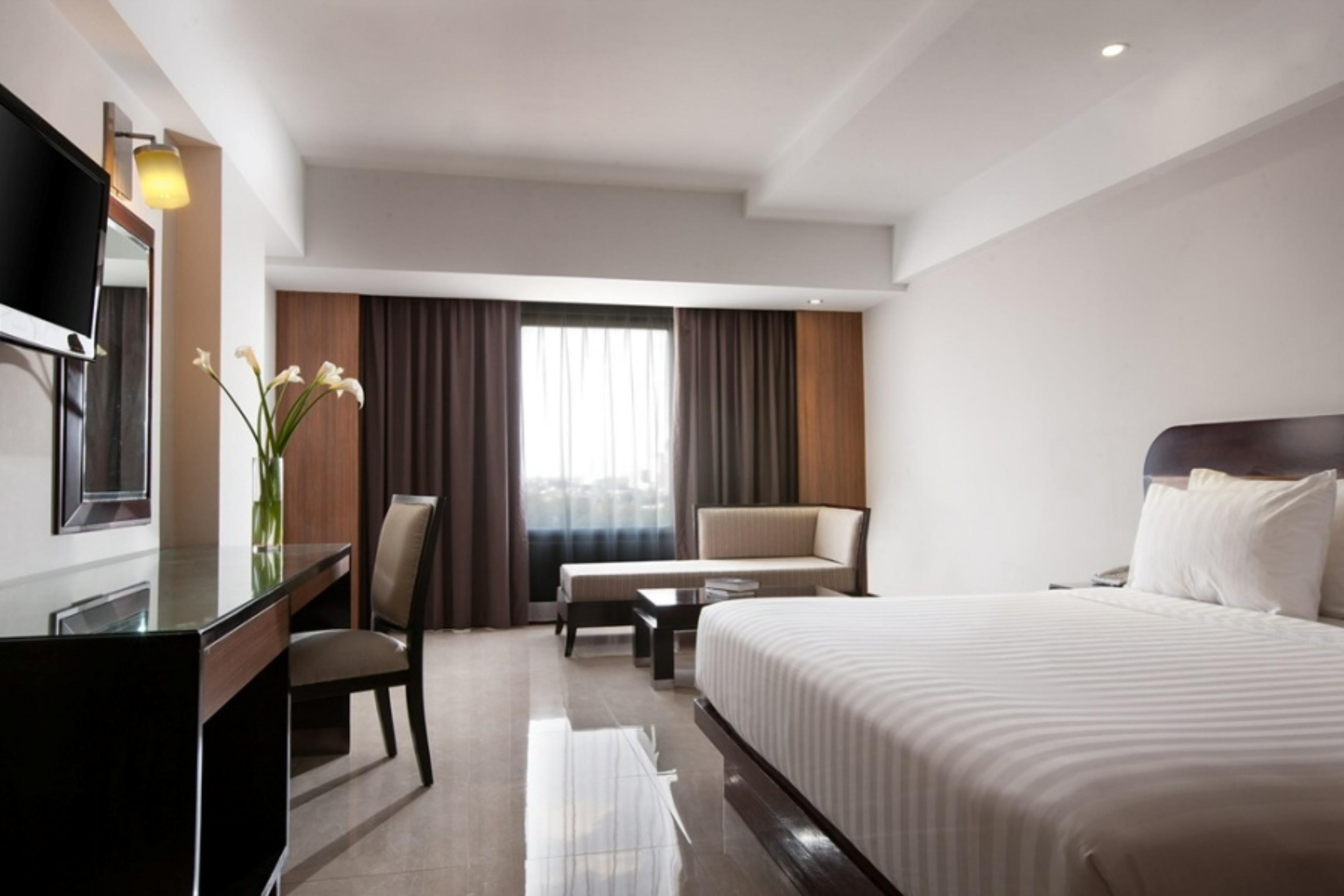 Santika Premiere Hotel